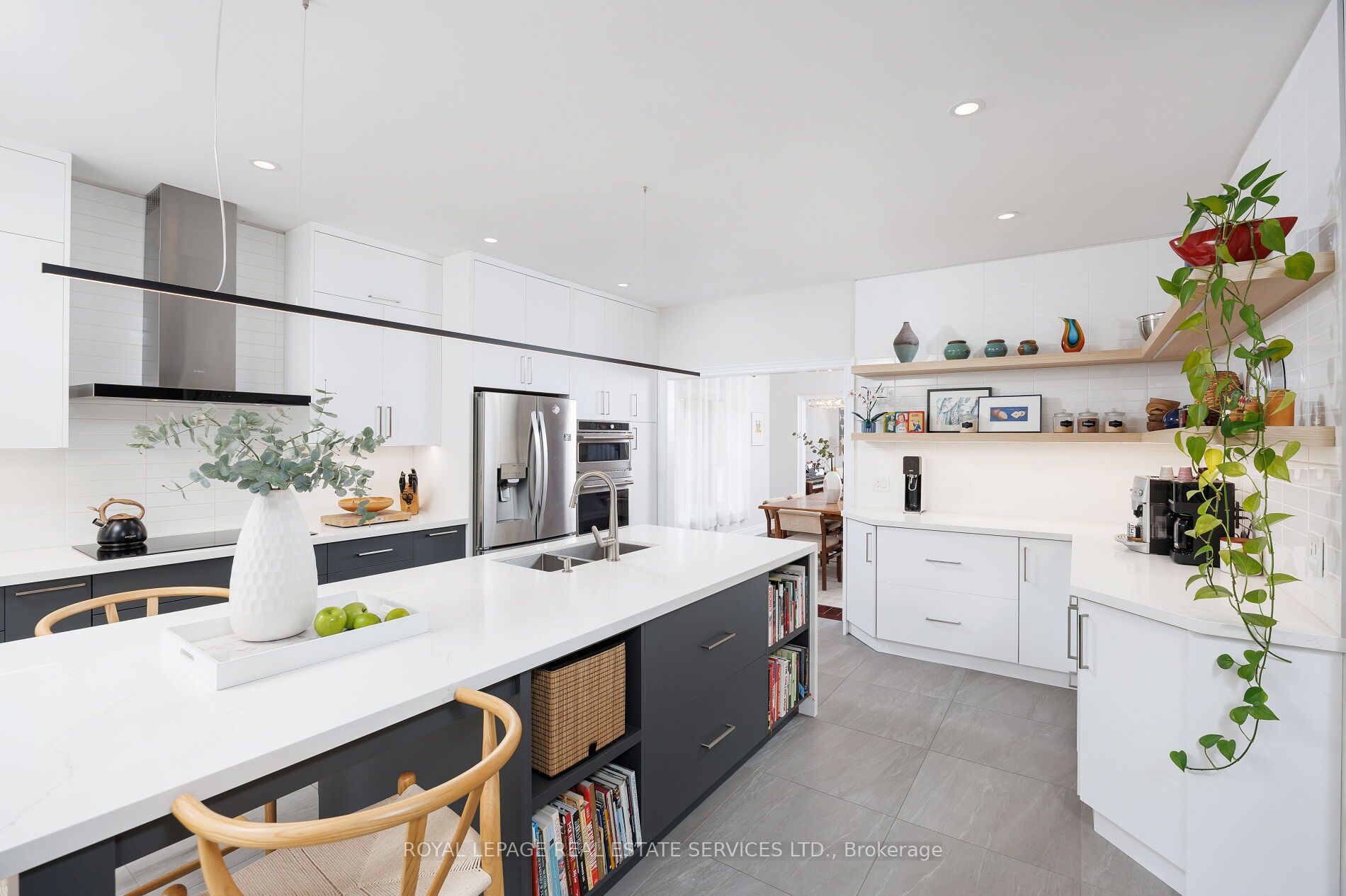 1061 Summit Ridge Drive