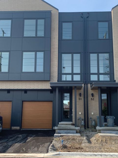 2273 Turnberry Road 51 Burlington ON L7M 2B2