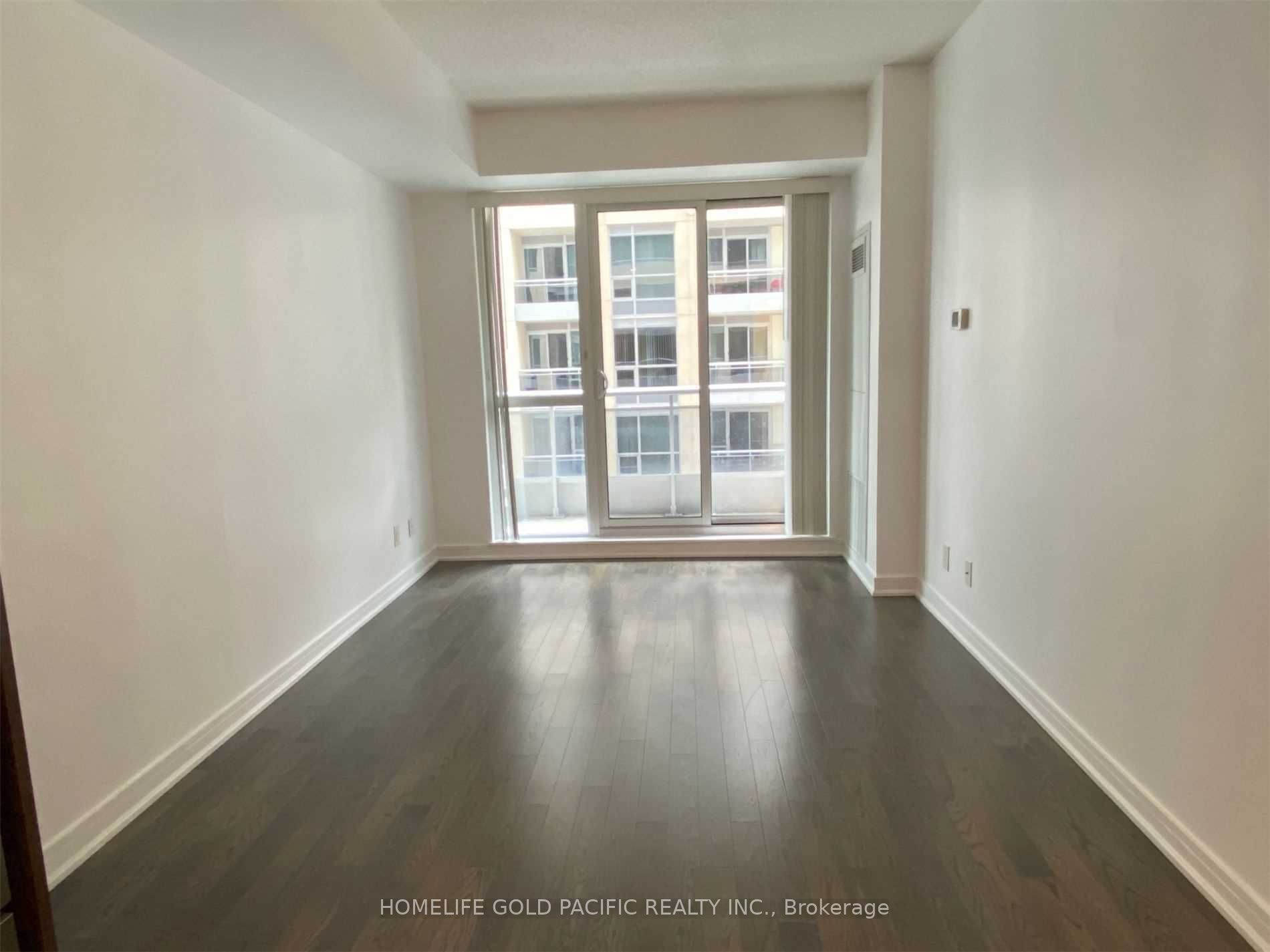 9205 Yonge Street Ne413