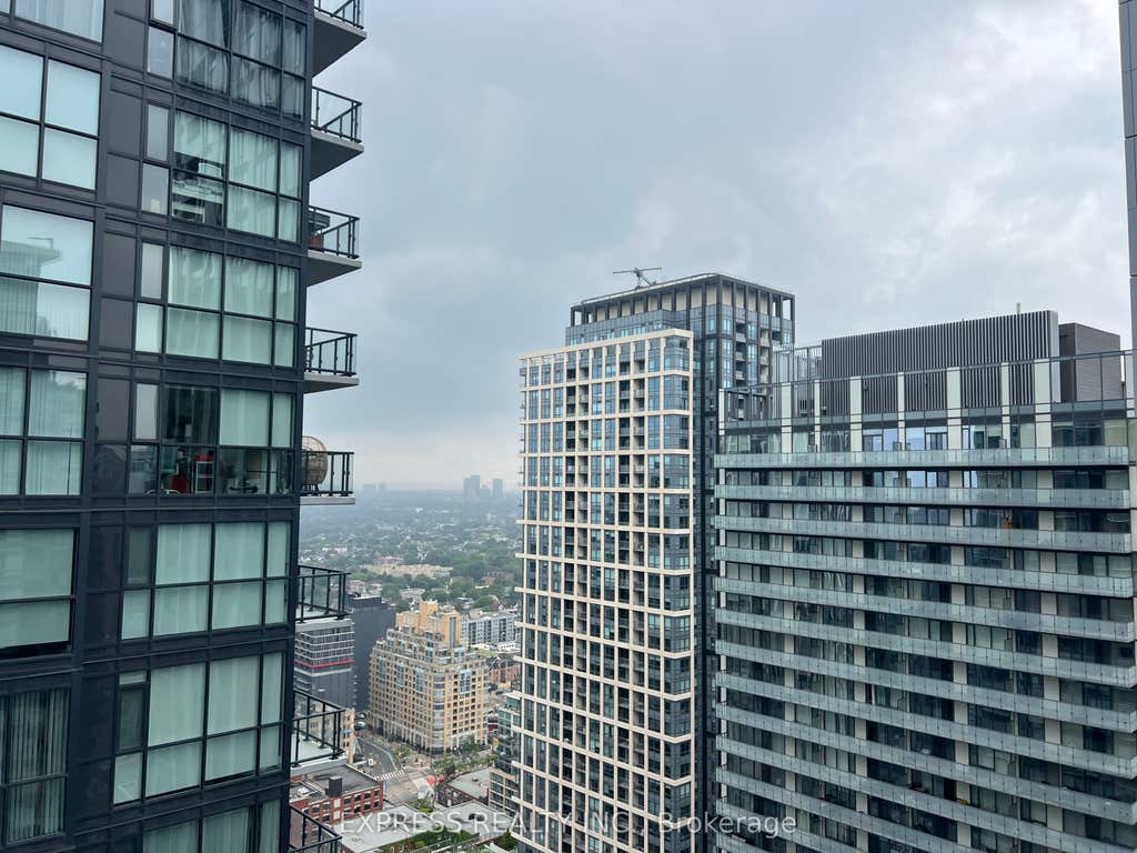 Photo of 8 Widmer Street #4303, Toronto, ON M5V 0W6 (MLS # C13562400)