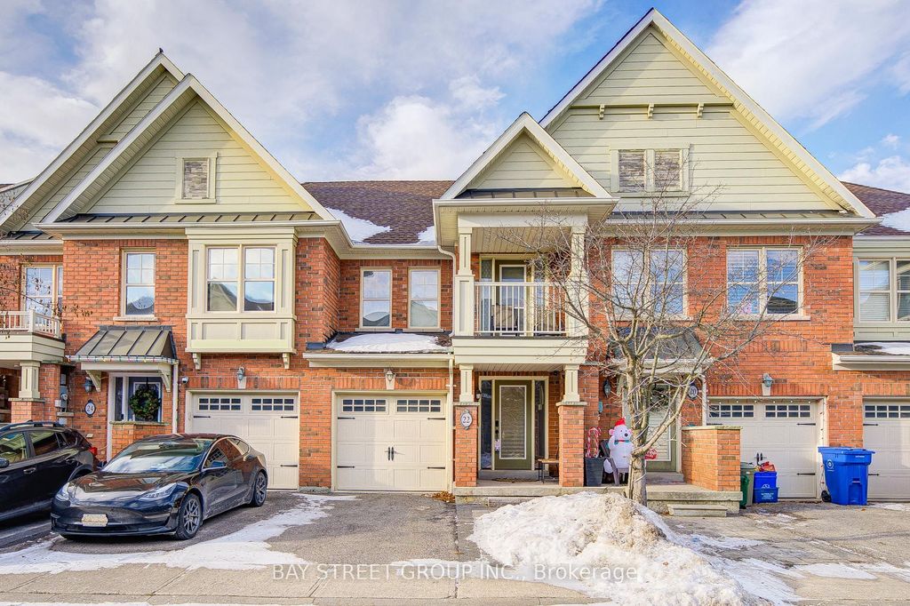 Photo of 22 Latitude Lane, Whitchurch-Stouffville, ON L4A 0T1 (MLS # N13106434)