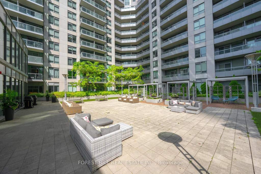 Photo of 25 Lower Simcoe Street #1120, Toronto, ON M5J 3A1 (MLS # C13663950)