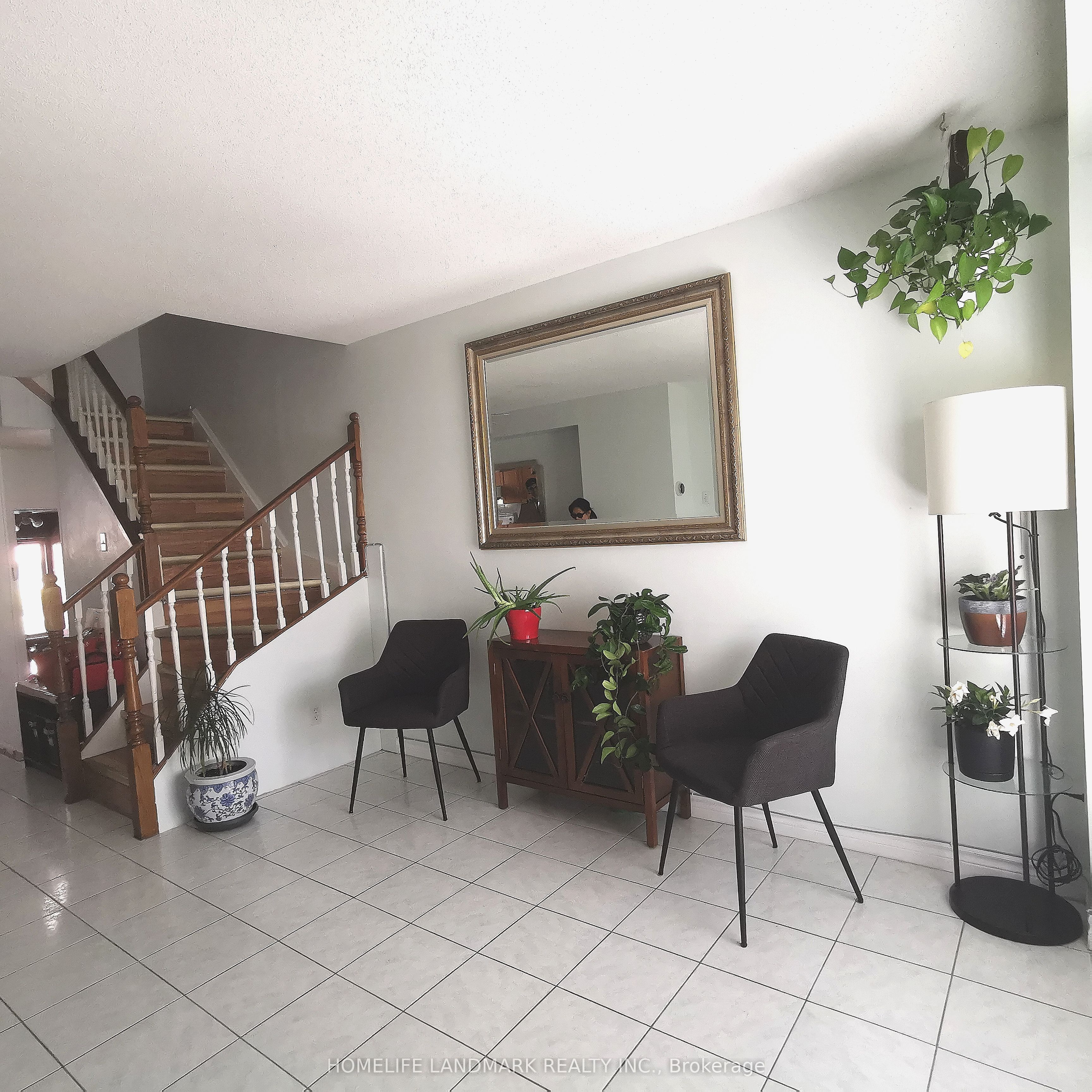 275 Broadview Avenue 123