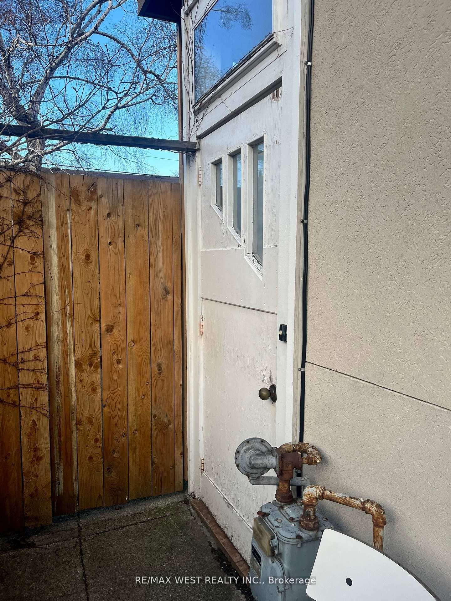 54 Wyndham Street Lower