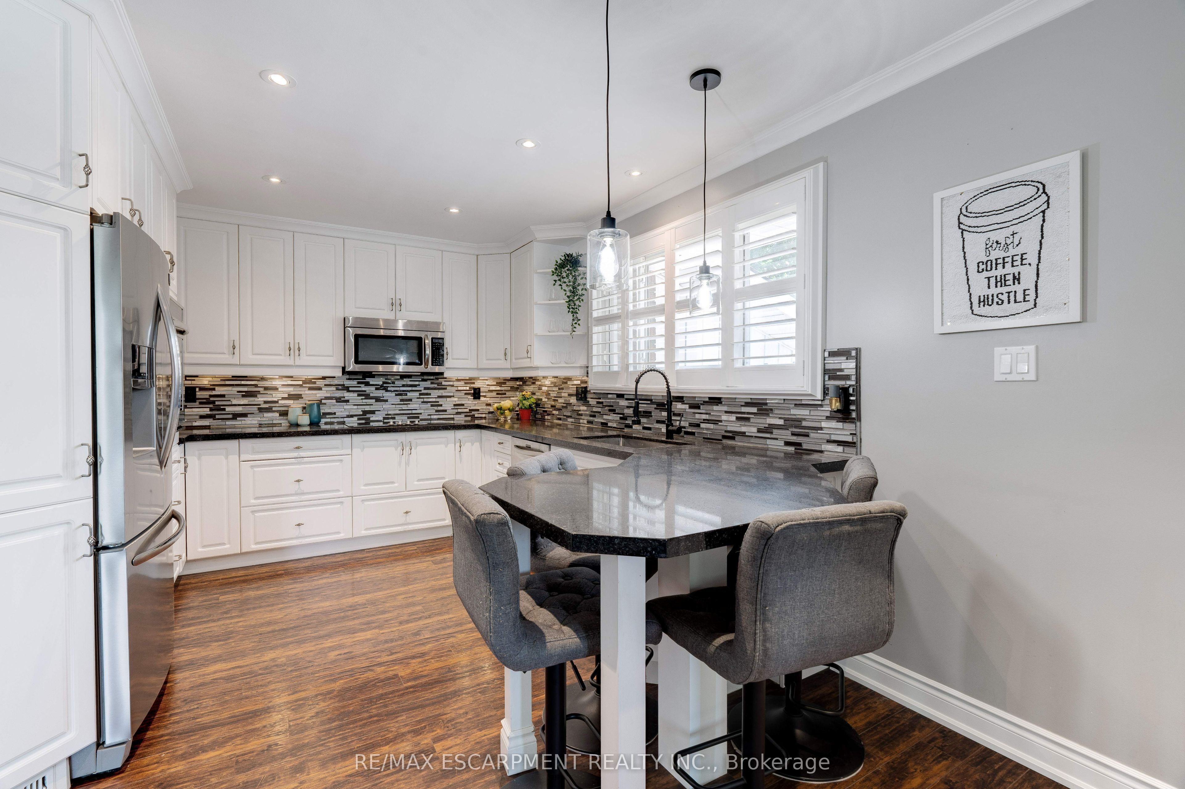 1318 Rosemary Crescent