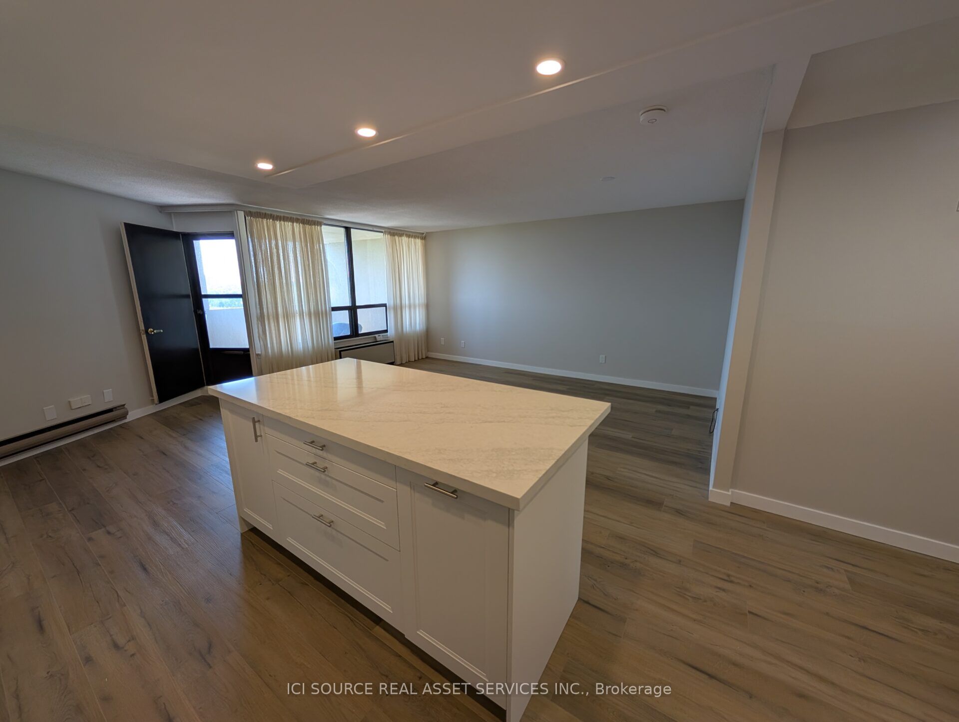 284 Mill Road E3