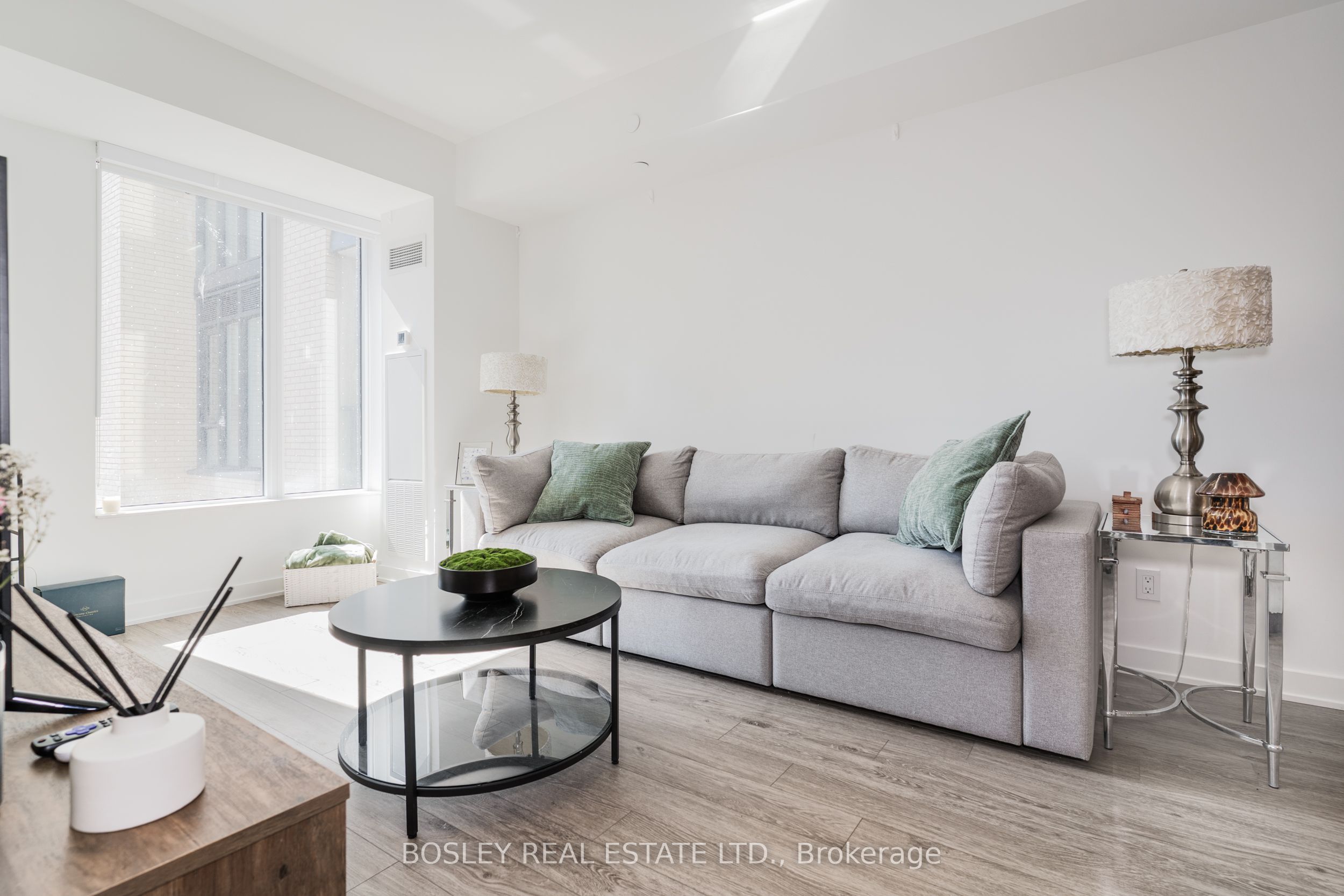 543 Richmond Street W 314