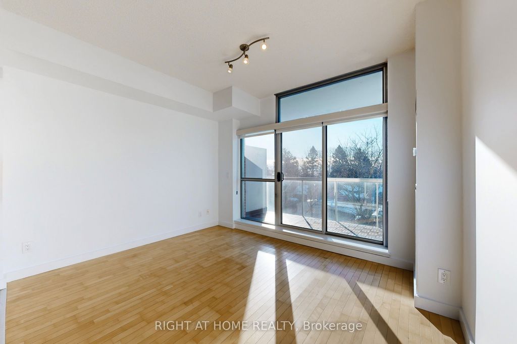 Photo of 601 Kingston Road #404, Toronto, ON M4E 3Y2 (MLS # E12812162)