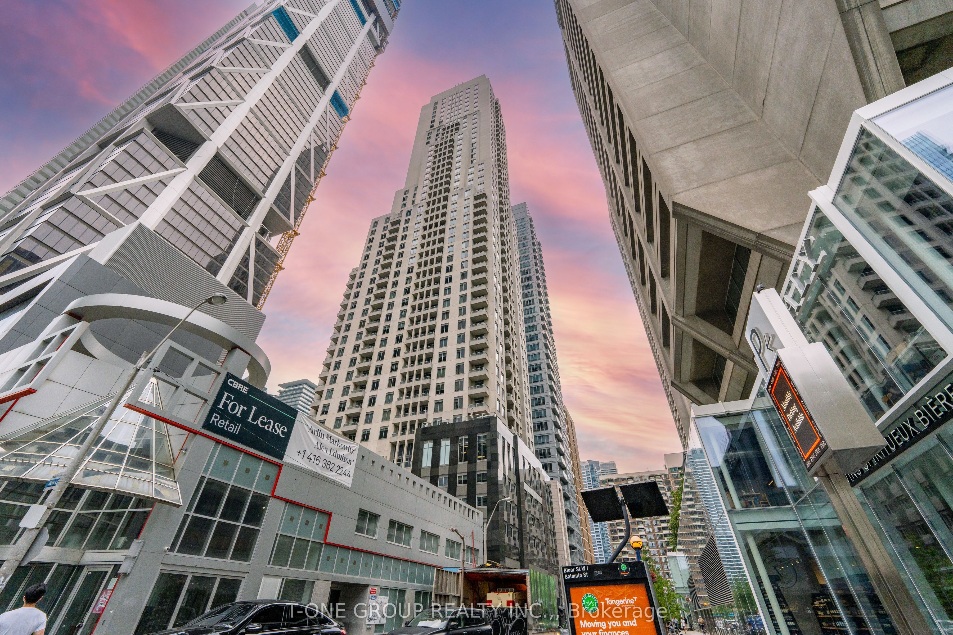 35 Balmuto Street 1101