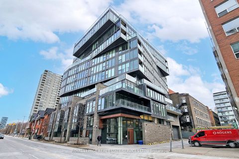 Photo of 15 Beverley Street #803, Toronto, ON M5T 1X8 (MLS # C12738928)