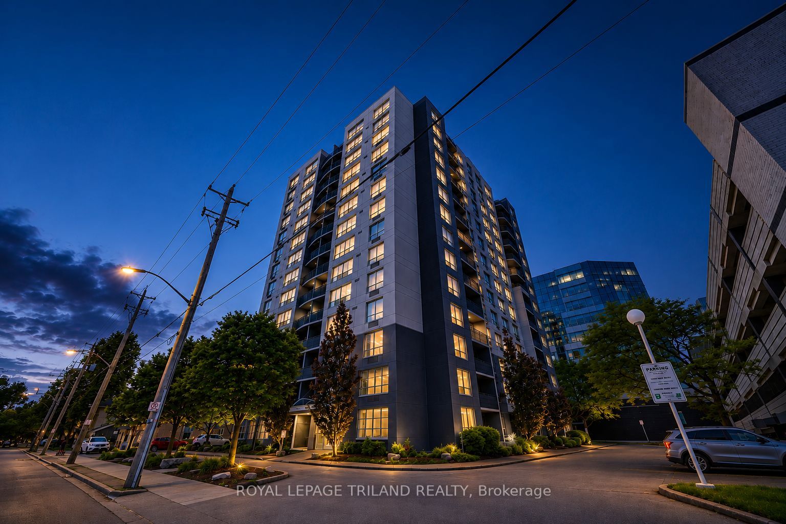 Photo 1 of 38 — 155 Kent Street 606, London East, ON N6A 5N7