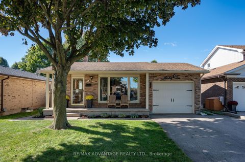 39 Lysanda Avenue London South ON N5Z 4L1