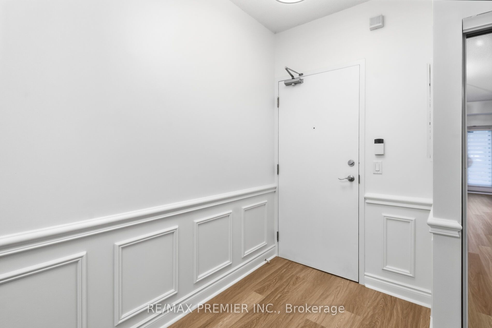 8201 Islington Avenue 106