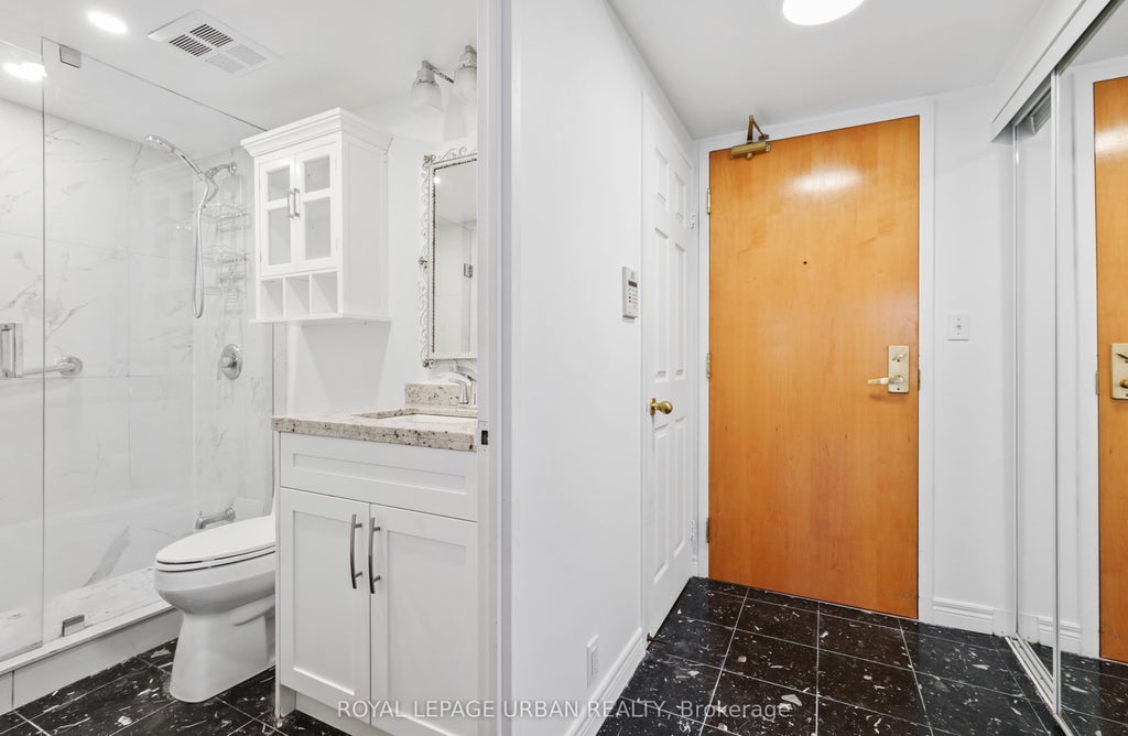Photo of 43 Eglinton Avenue E #506, Toronto, ON M4P 1A2 (MLS # C14123370)