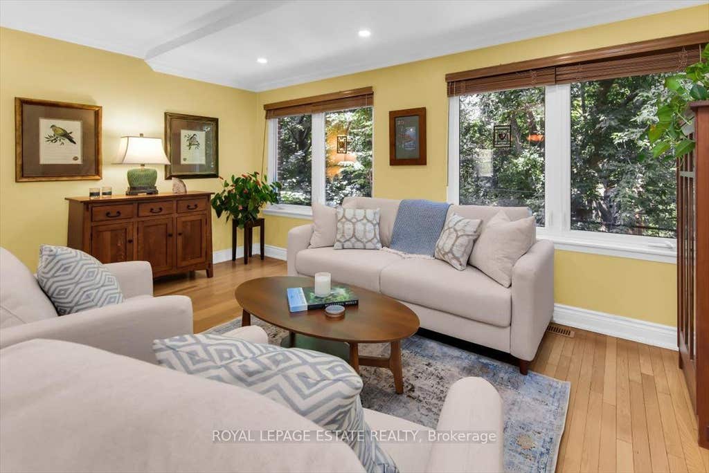 Photo of 90 Edgewood Avenue #123, Toronto, ON M4L 3H1 (MLS # E13632890)