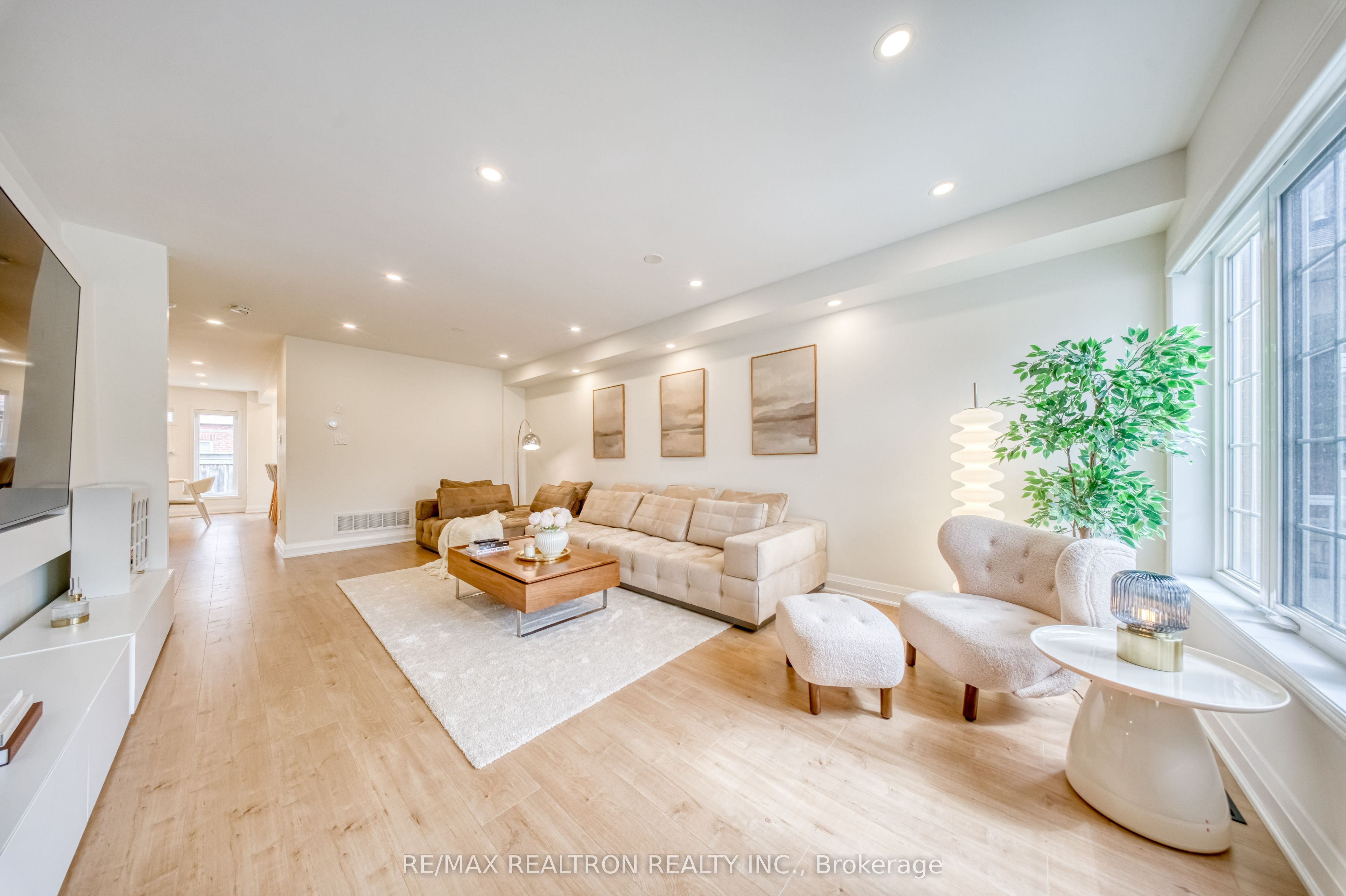 12 Quattro Avenue