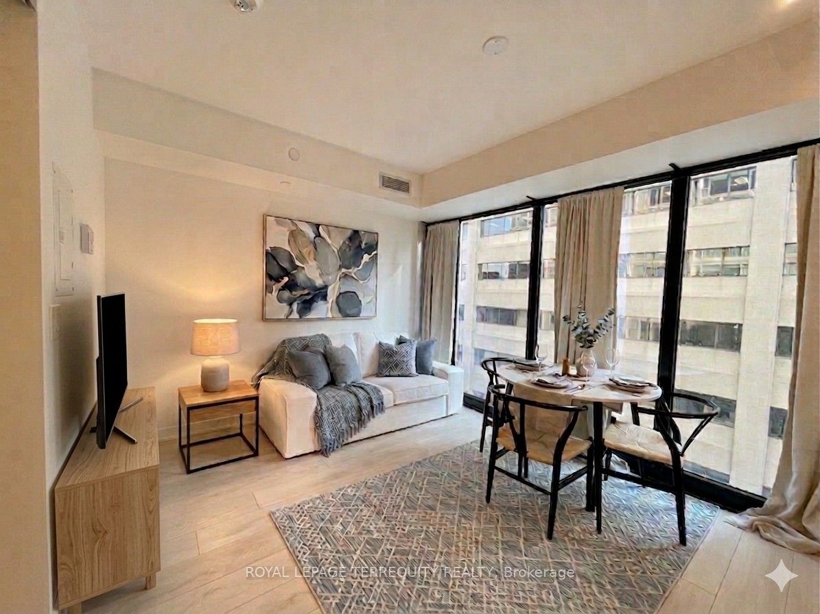 188 Cumberland Street 709