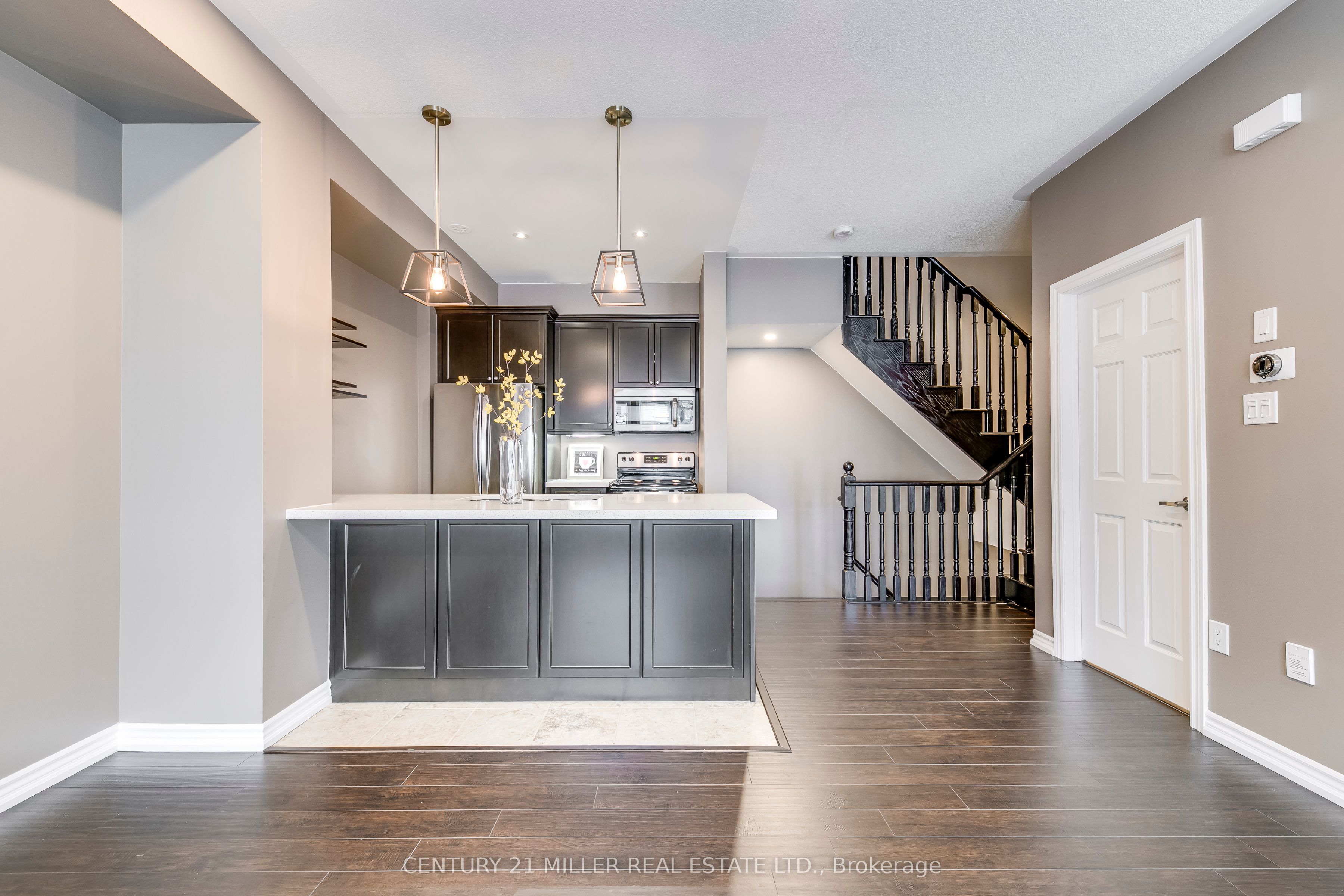 2435 Greenwich Drive 24