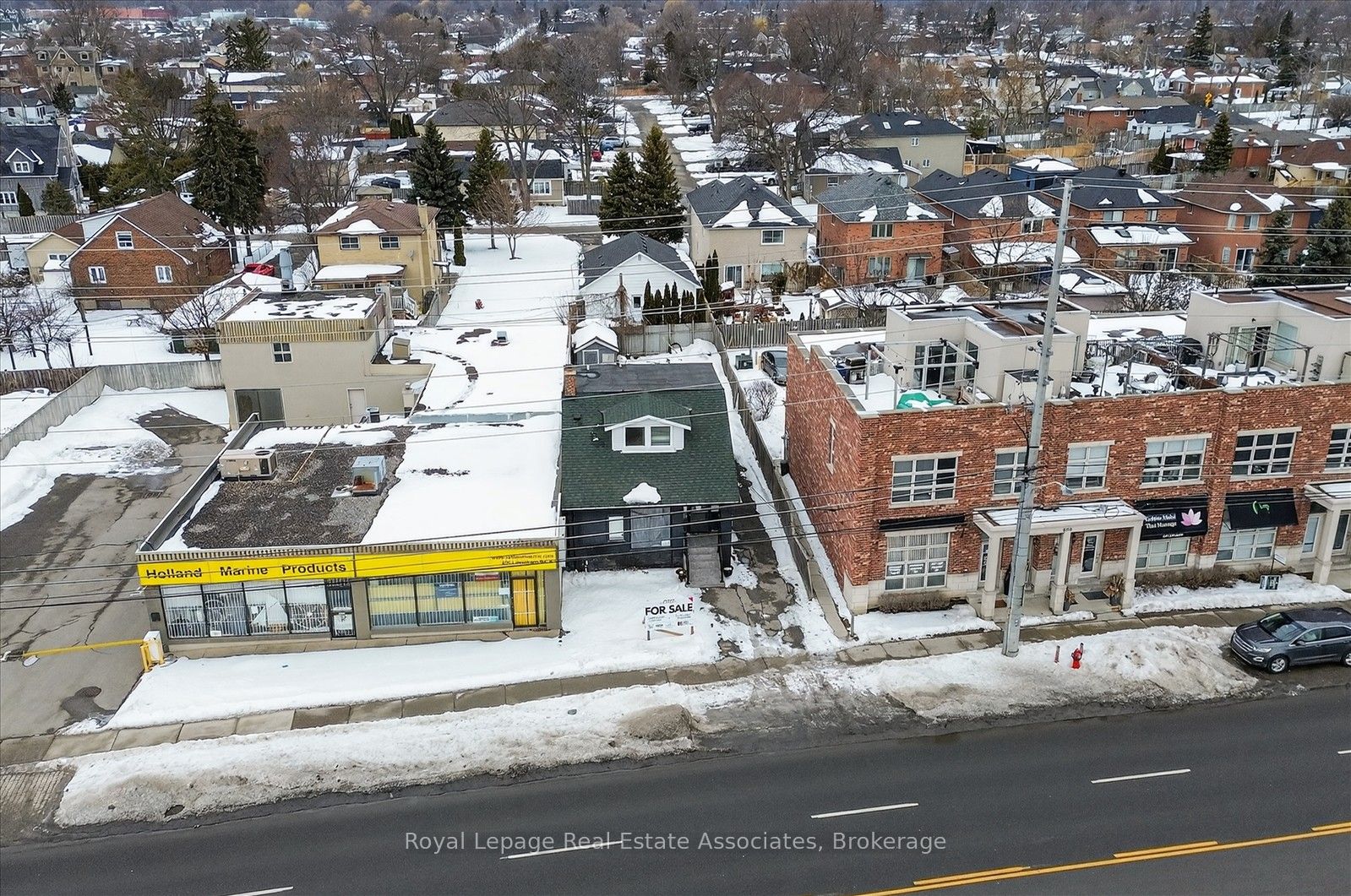 881 Lakeshore Road E