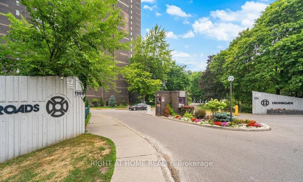 Photo of 1900 Sheppard Avenue E #2004, Toronto, ON M2J 4T4 (MLS # C12901540)