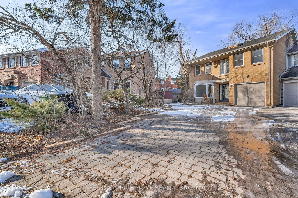 Photo of 52 Chiswell Crescent, Toronto, ON M2N 6E1 (MLS # C12651920)