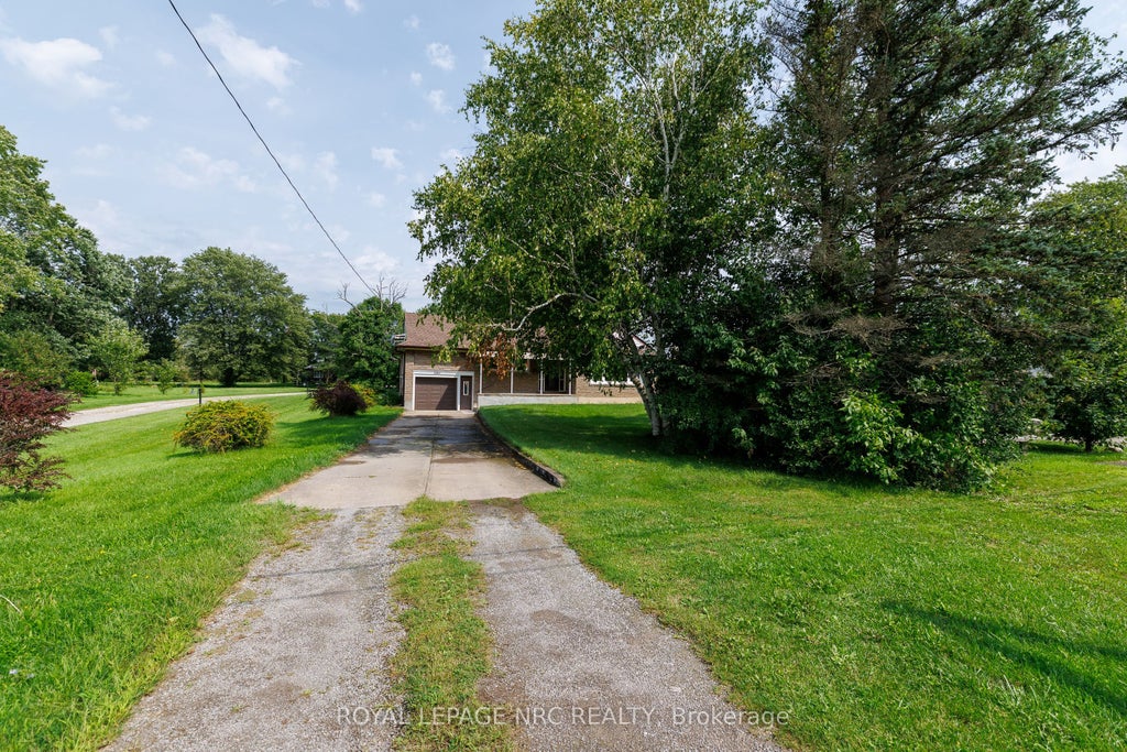 Photo of 280 Kingsway Street, Welland, ON L3B 3N9 (MLS # X13743652)