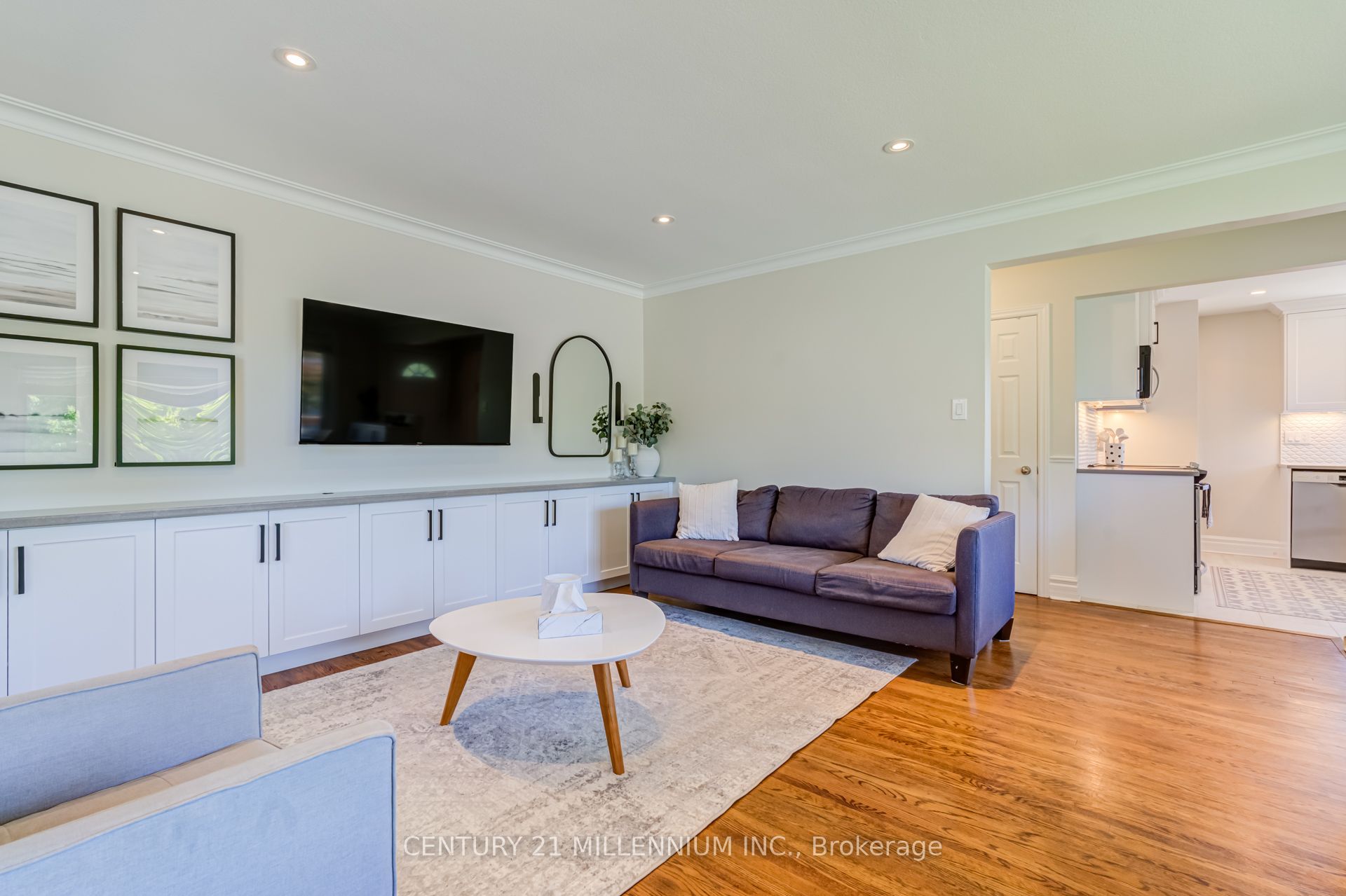 9 Prince Charles Drive