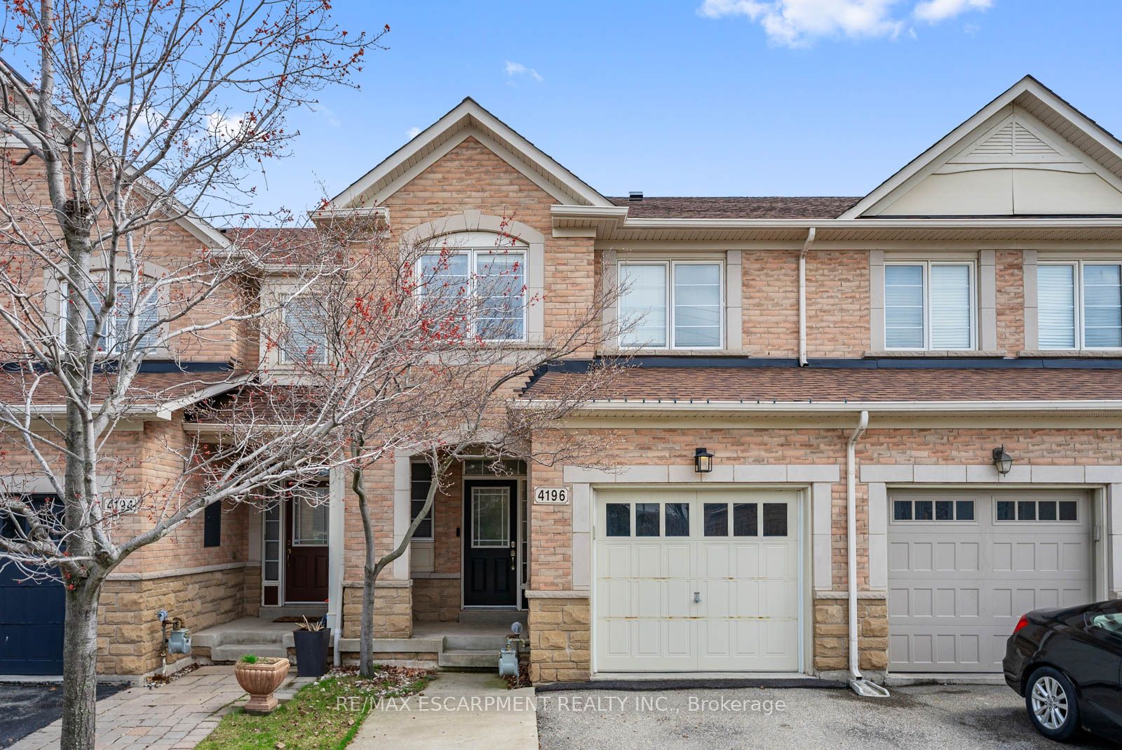 4196 Rawlins Common
