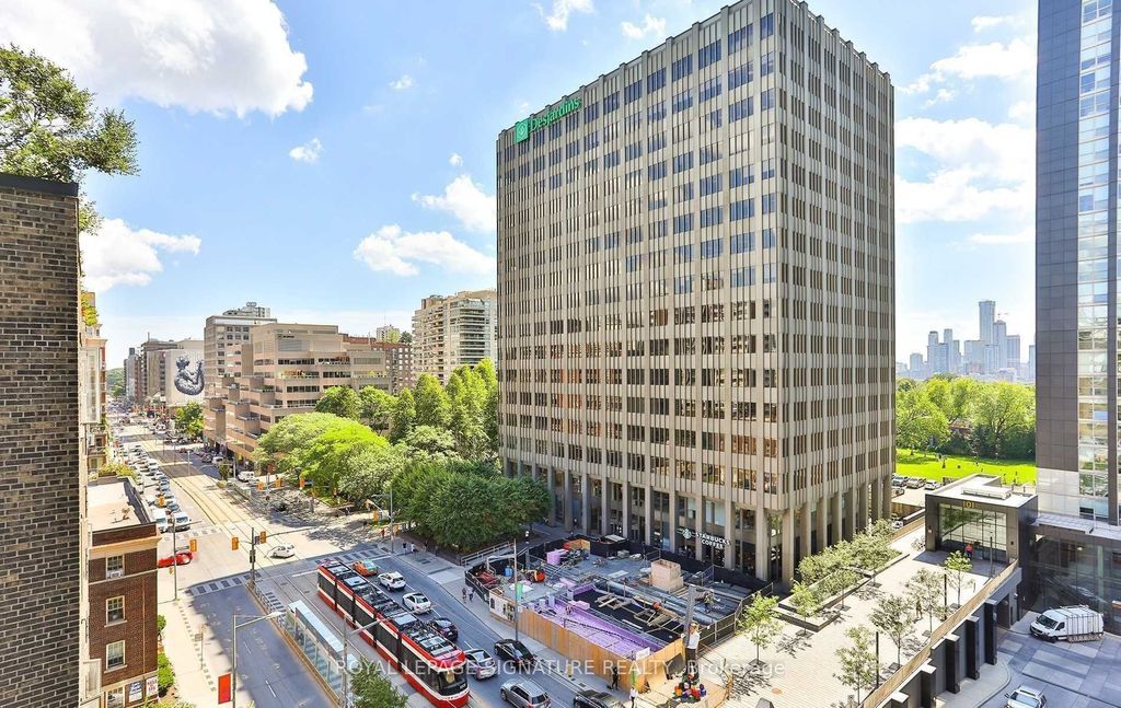 Photo of 111 St Clair Avenue W #802, Toronto, ON M4V 1N5 (MLS # C13097812)