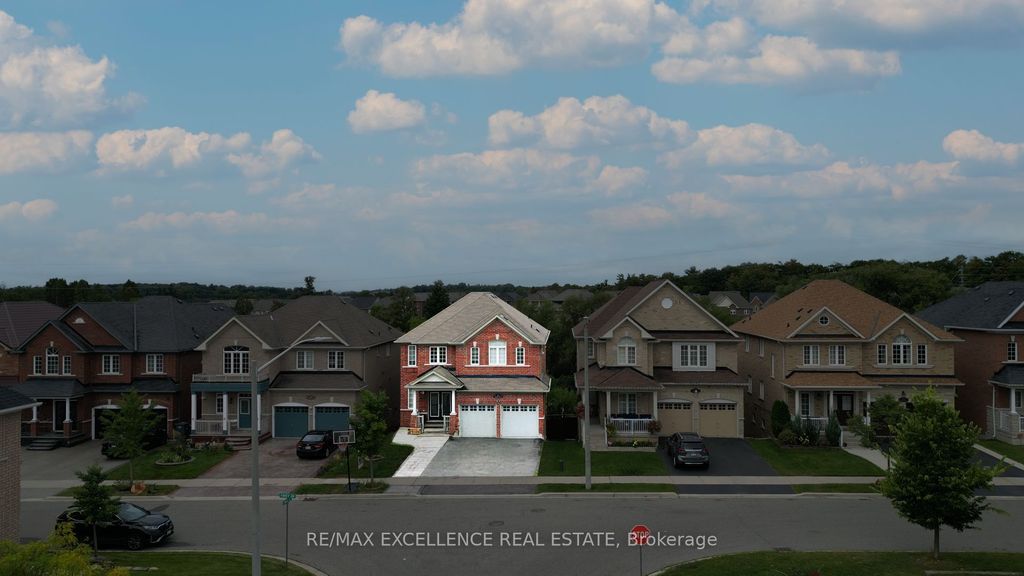 Photo of 26 Fahey Drive, Brampton, ON L6Y 0N7 (MLS # W13028114)
