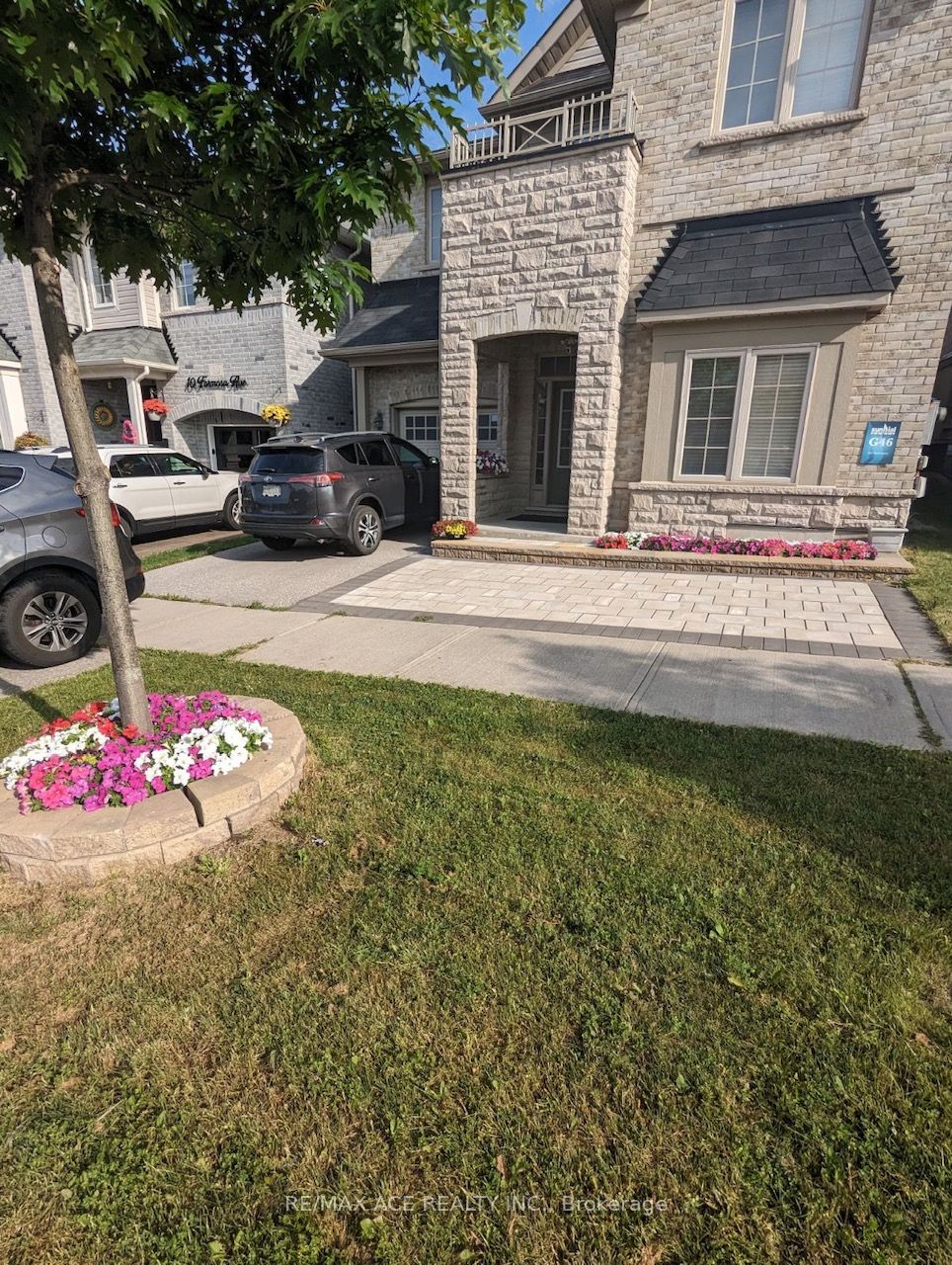12 Formosa Avenue E BSMT