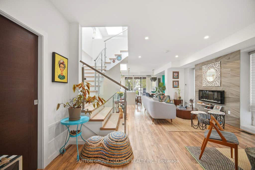 Photo of 38 Algoma Street, Toronto, ON M8Y 1C3 (MLS # W13652446)
