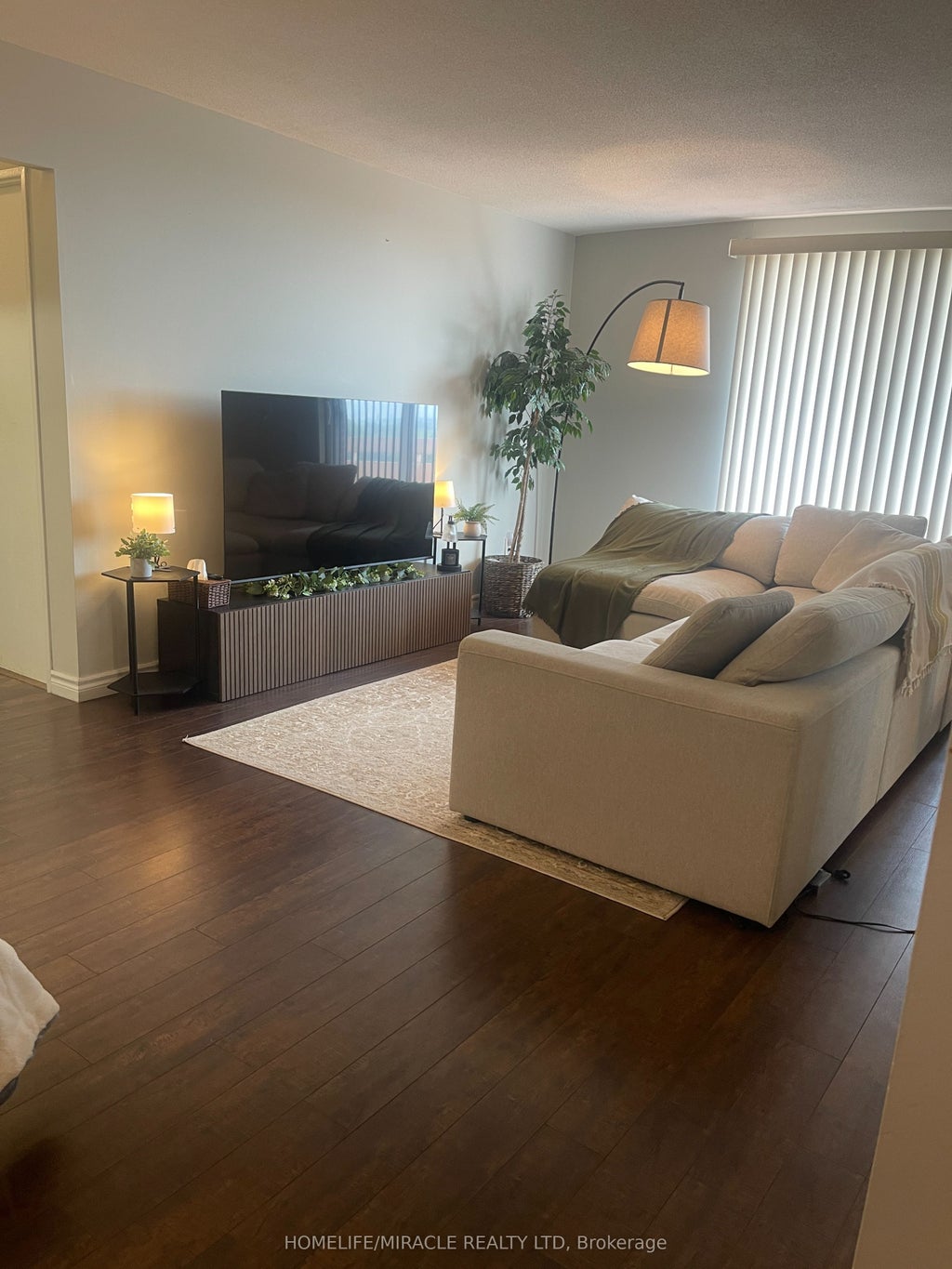 Photo of 3555 DERRY Road E #810, Mississauga, ON L4T 1B2 (MLS # W13725474)