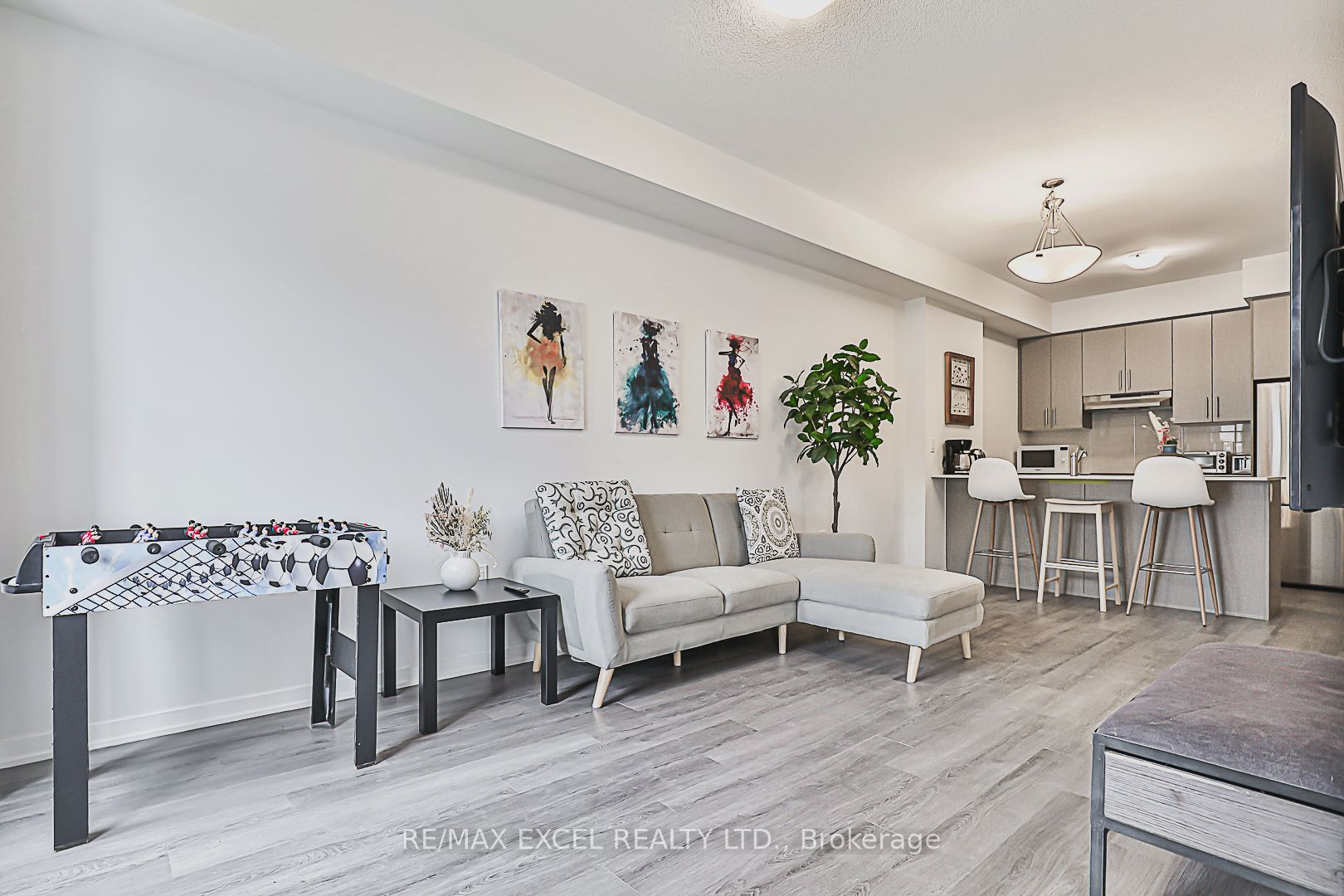 15 William Jackson Way 25