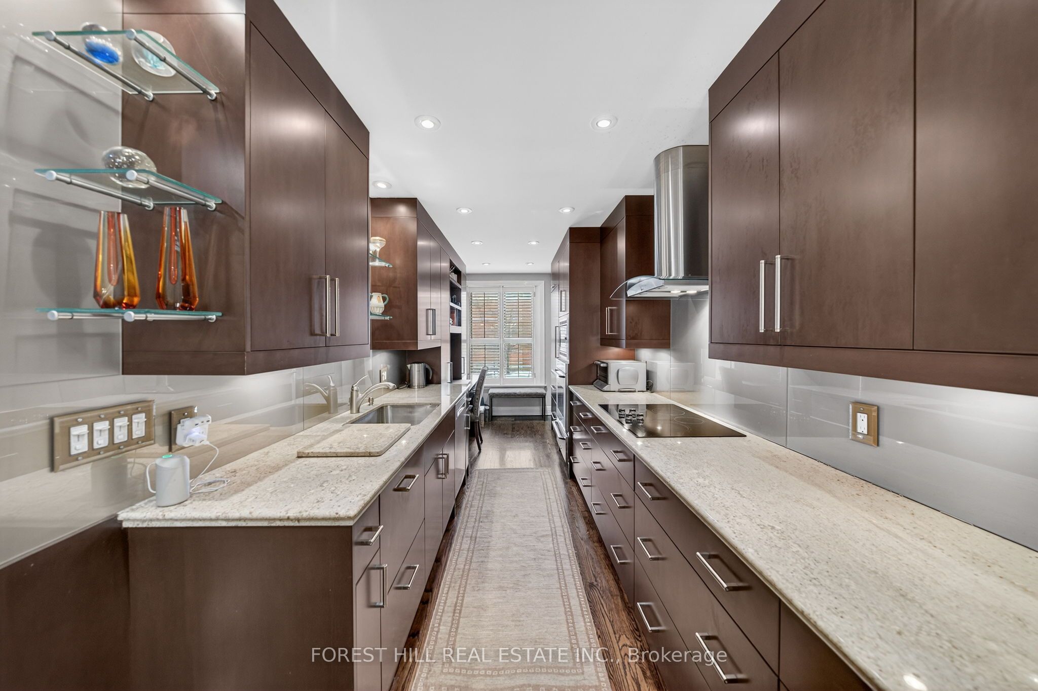 252 Spadina Road