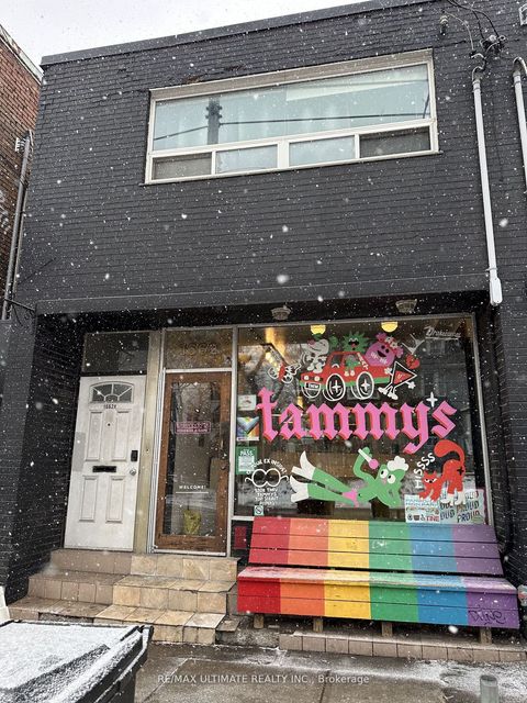 1662 Queen Street W Toronto ON M6R 1B2