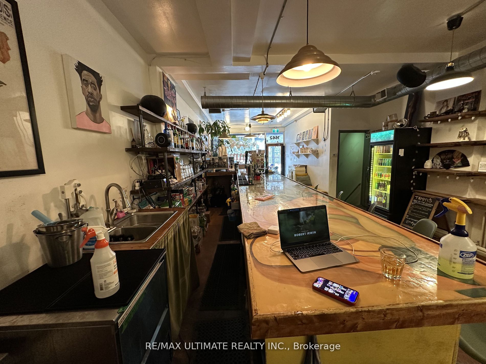 1662 Queen Street W