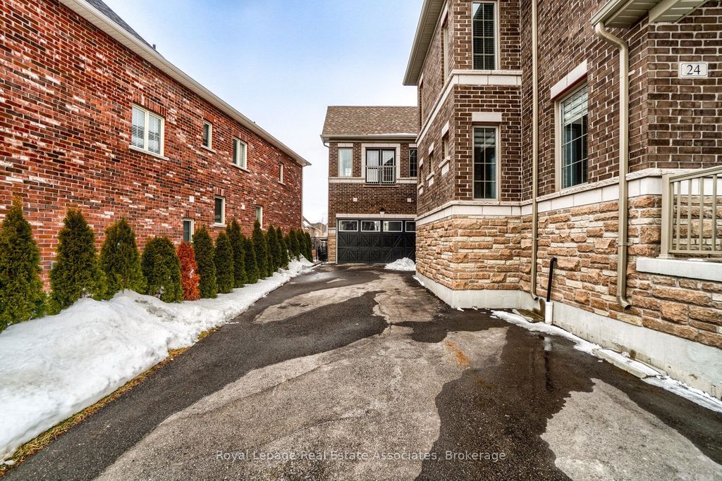 Photo of 24 Burke Street, New Tecumseth, ON L9R 0N6 (MLS # N12893546)