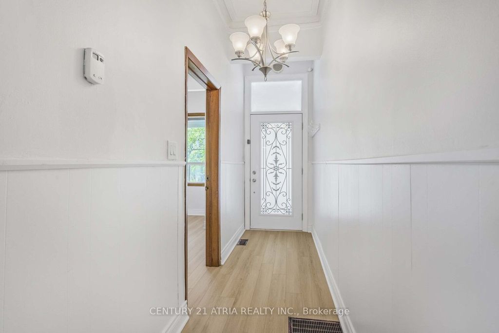 Photo of 81 Montrose Avenue, Toronto, ON M6J 2T6 (MLS # C12309628)