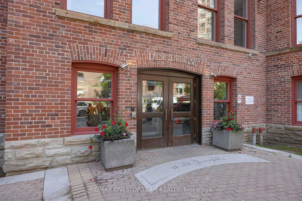 Photo of 11 St Joseph Street #504, Toronto, ON M4Y 1J8 (MLS # C13771986)