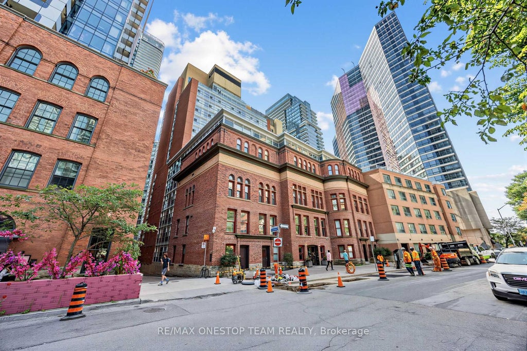 Photo of 11 St Joseph Street #504, Toronto, ON M4Y 1J8 (MLS # C13771986)