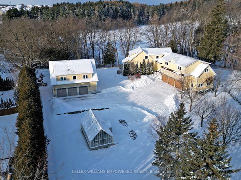 6 and 8 Macleod Estate Court Richmond Hill ON L4E 0B1