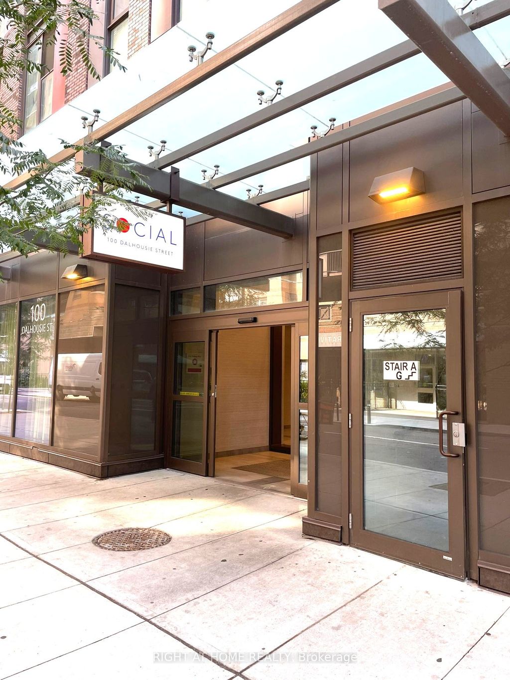 Photo of 100 Dalhousie Street #4007, Toronto, ON M5B 0C7 (MLS # C12425321)