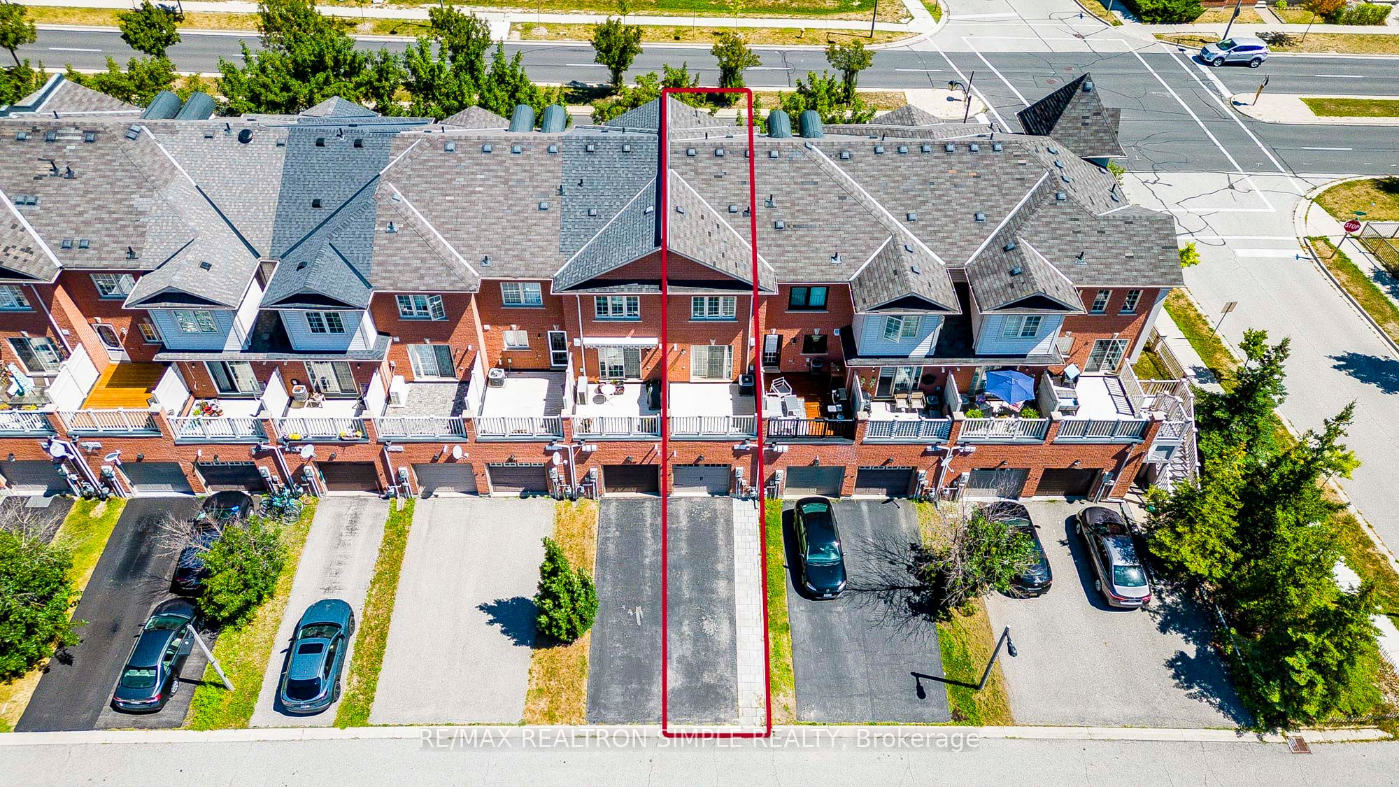 2847 Bur Oak Avenue
