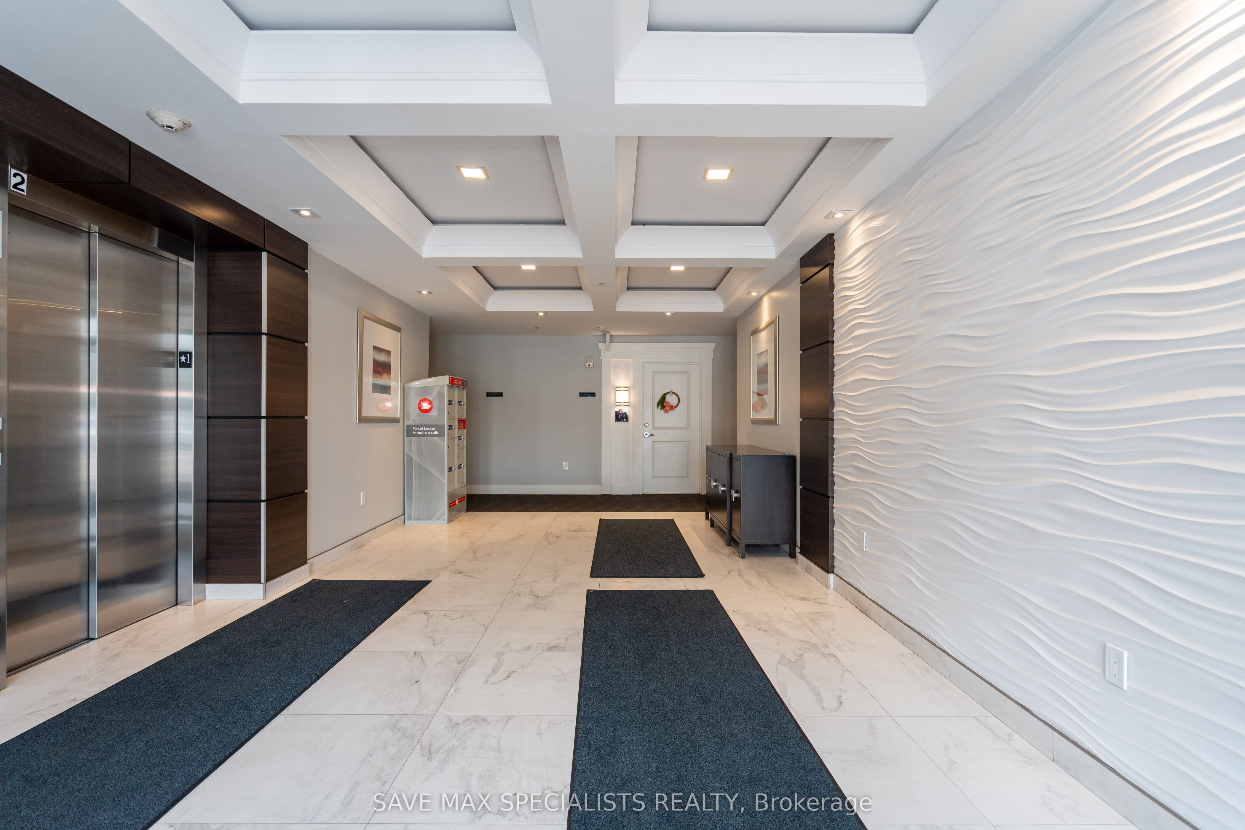 640 Sauve Street 422