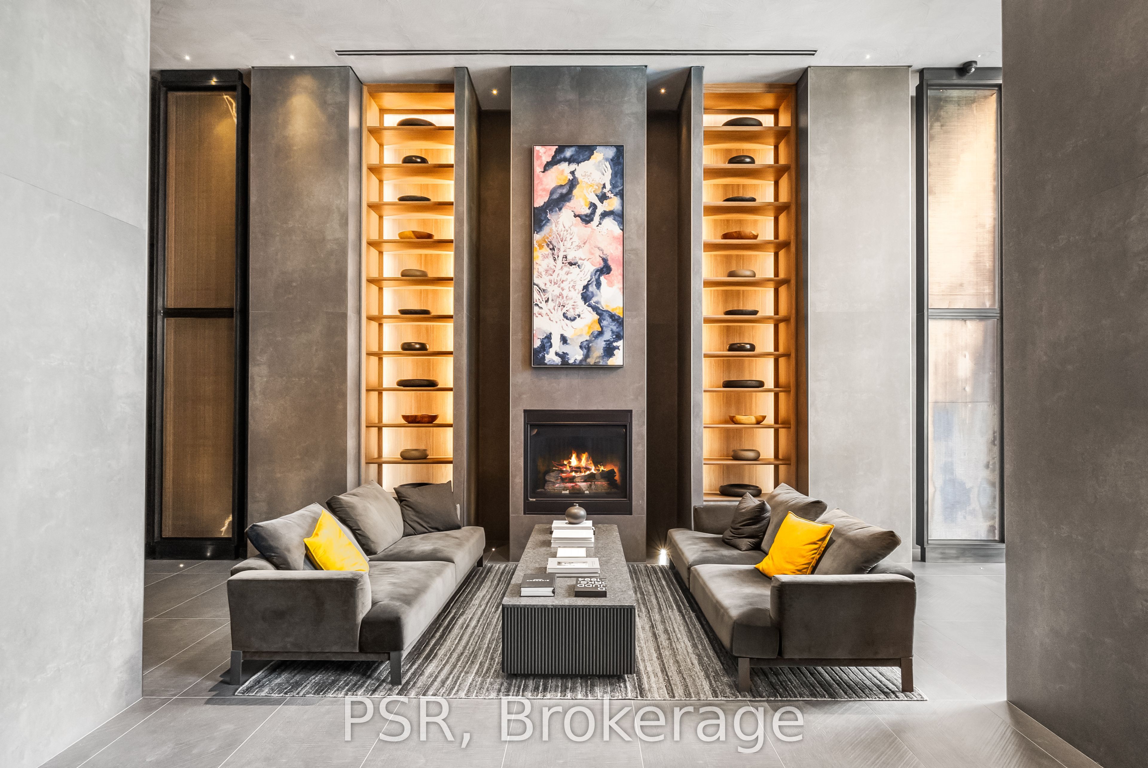 55 Charles Street E 4102