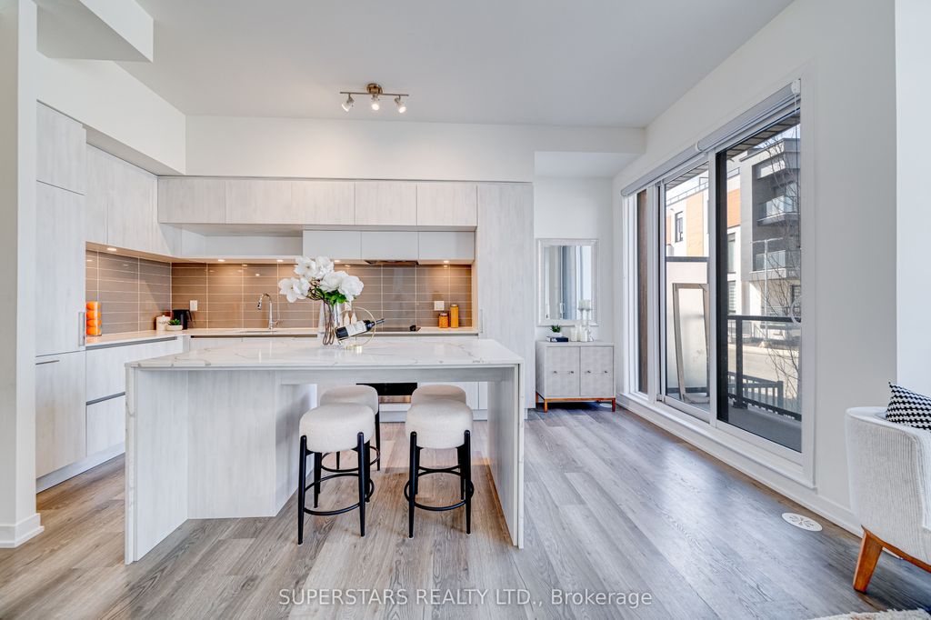 Photo of 5 Steckley House Lane #705, Richmond Hill, ON L4S 0N2 (MLS # N12995398)