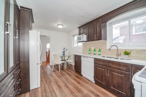 Photo of 8 Topaz Gate, Toronto, ON M2M 2Z7 (MLS # C12432415)
