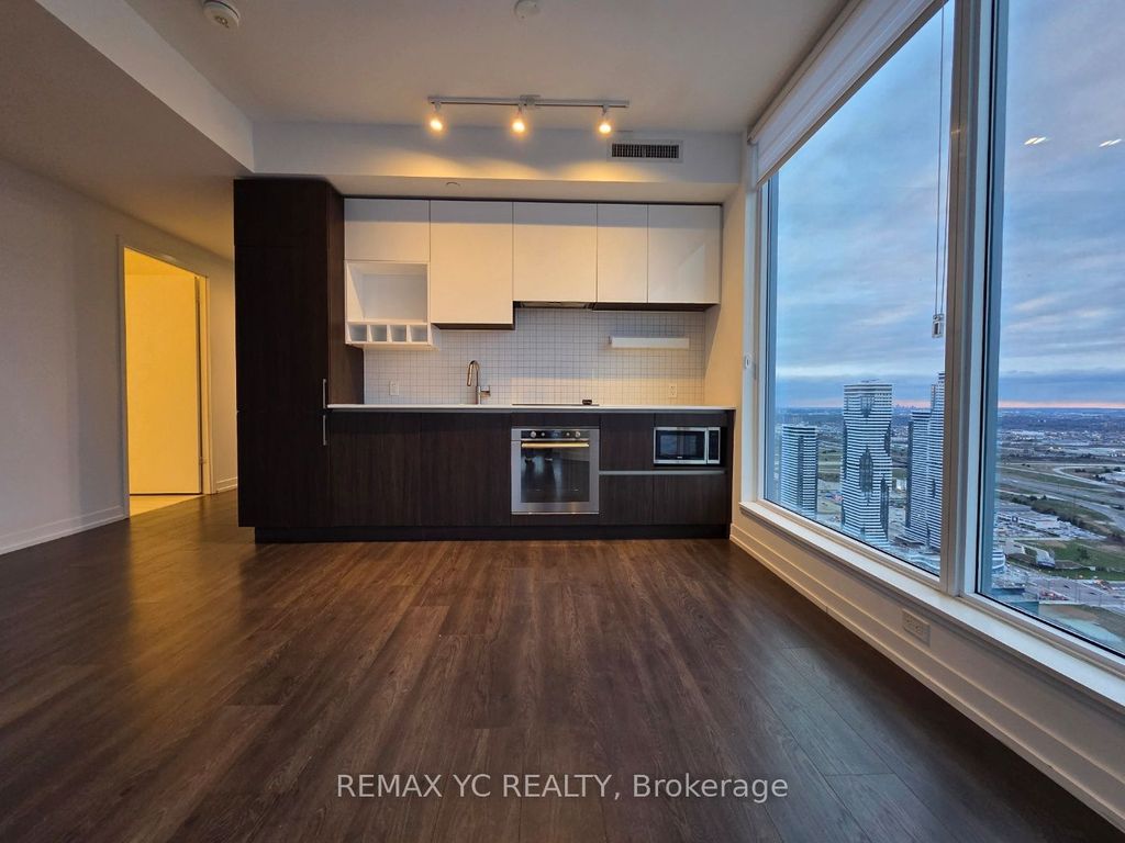 Photo of 5 Buttermill Avenue #5810, Vaughan, ON L4K 0J5 (MLS # N13111204)