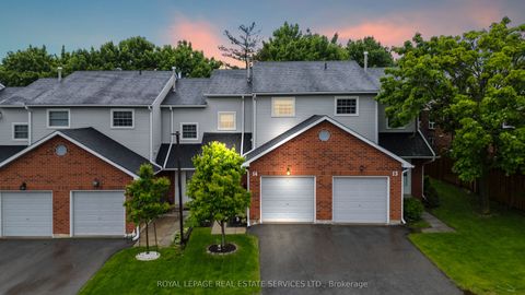 2065 Amherst Heights Court 14 Burlington ON L7P 4R7